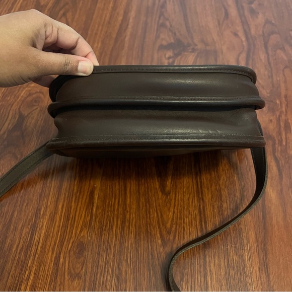 Vintage Coach Dark Brown Leather Crossbody Bag - Picture 8 of 13